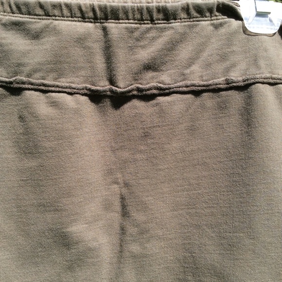 Neon Buddha skirt pencil style elastic waistband - Picture 3 of 4